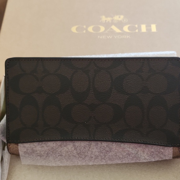 Coach Boxed Anna Foldover Clutch Crossbody and Card Case - Picture 5 of 6